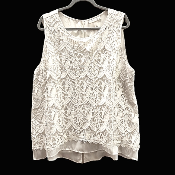 Emaline Woman Lace Sleeveless Top Size 1X - Picture 1 of 9